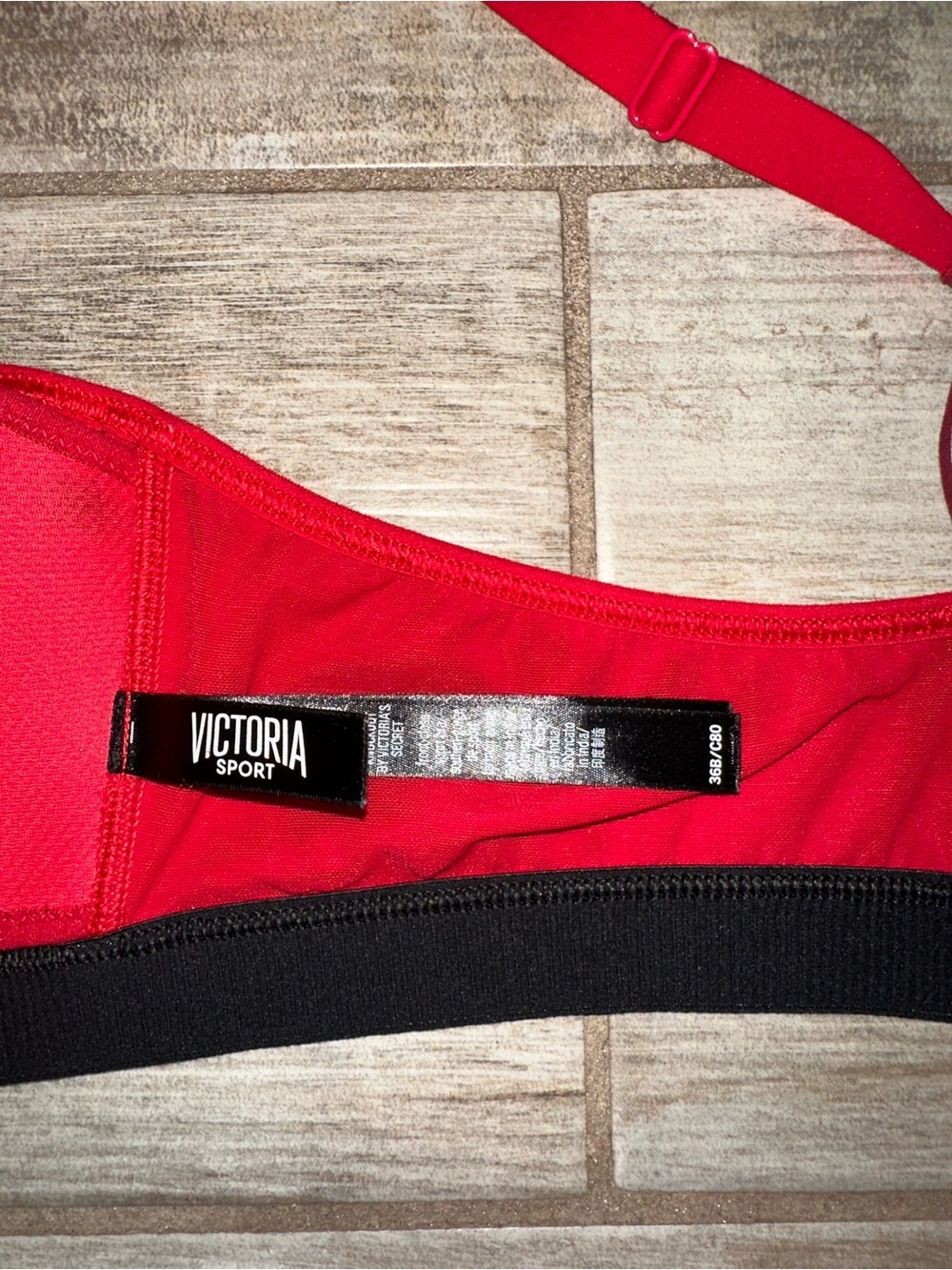 Victoria Secret Knock Out Front Zip Red Sports Bra 🍓🍒 - Picture 13 of 14